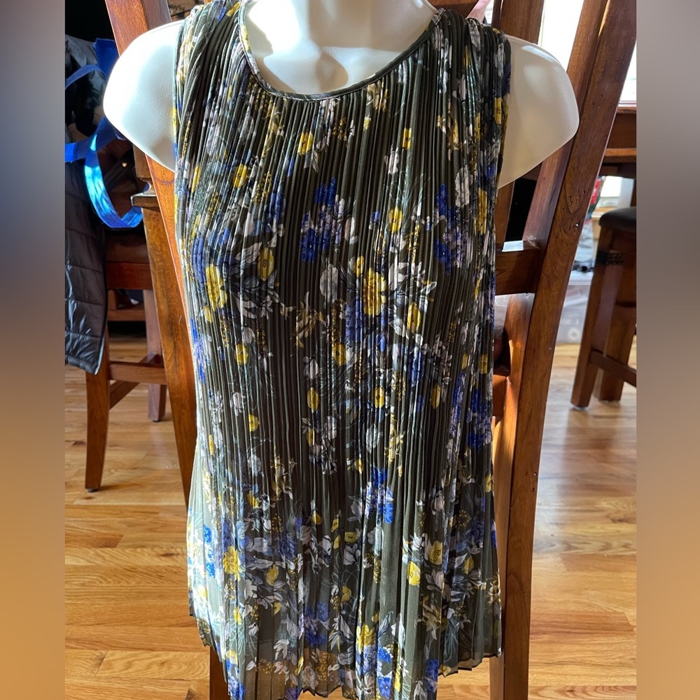 Halogen 1X sleeveless top NWT